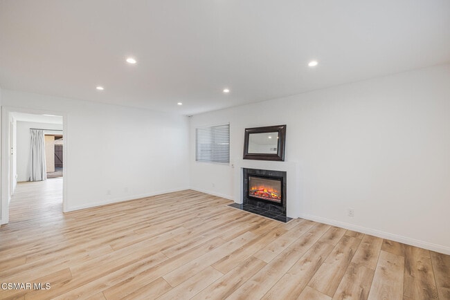 Building Photo - 1116 Nottingwood Cir