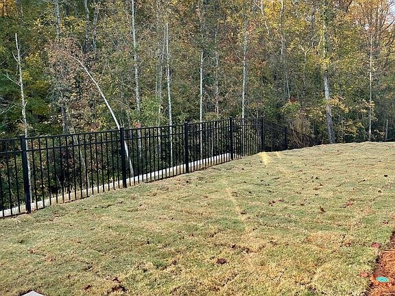 Building Photo - 396 Summerwood Ln