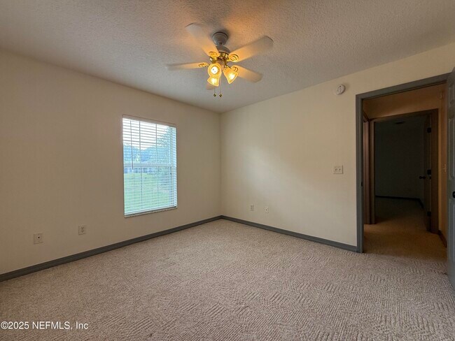 Building Photo - 4725 Innisbrook Ct N