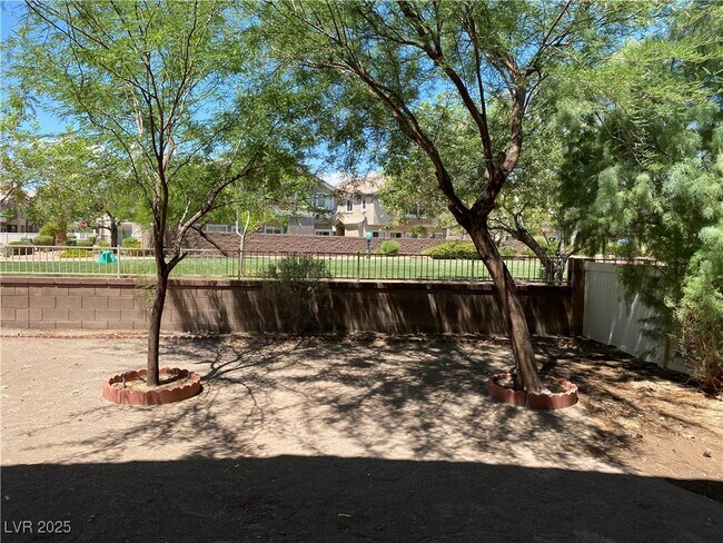 Building Photo - 4821 Longshot Dr