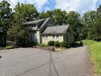 Building Photo - 22 W Buzzard's Roost Rd