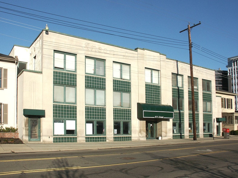 Building Photo - 41 S Grant Ave