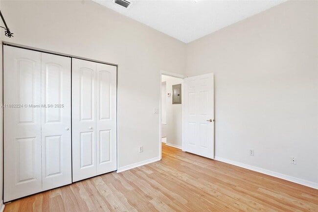 Building Photo - 16011 Emerald Cove Rd