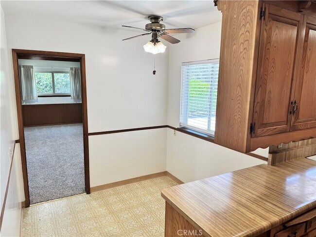 Building Photo - 509 California Dr