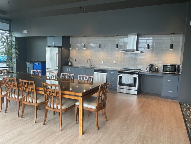 Building Photo - Roomy, 612 Square Foot, 1-Bedroom Home wit...