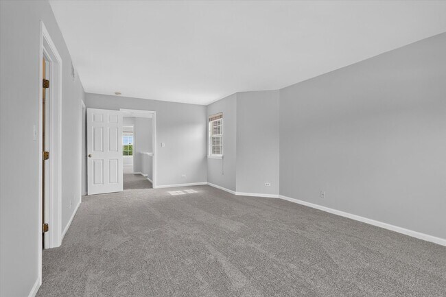 Building Photo - 533 Cherry Hill Ct