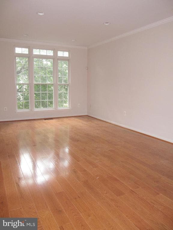 Building Photo - 11640 Fairfax Center Woods Tr