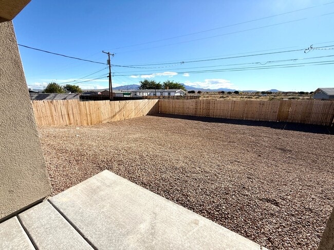 Building Photo - 2025 Built 2 Bedroom Home with Garage- Available Now!