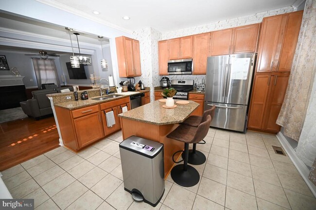 Building Photo - 9310 Paragon Way