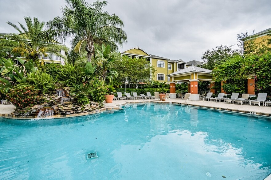 Resort style pool - 4207 S Dale Mabry Hwy