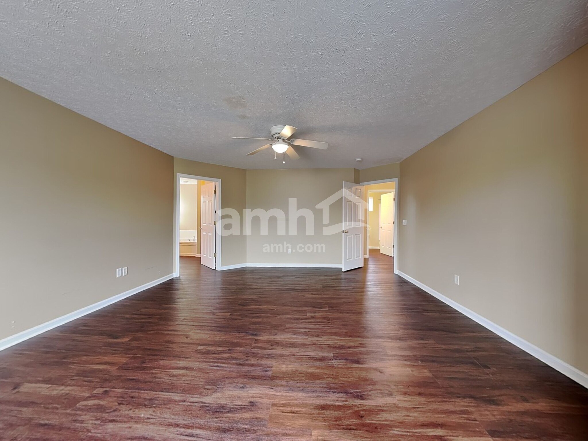 Building Photo - 181 Coyote Dr