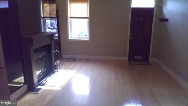 Building Photo - 778 McHenry St