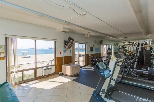 Building Photo - 1750 E Ocean Blvd