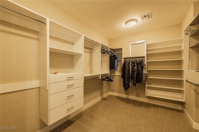 Building Photo - 6465 Farness St