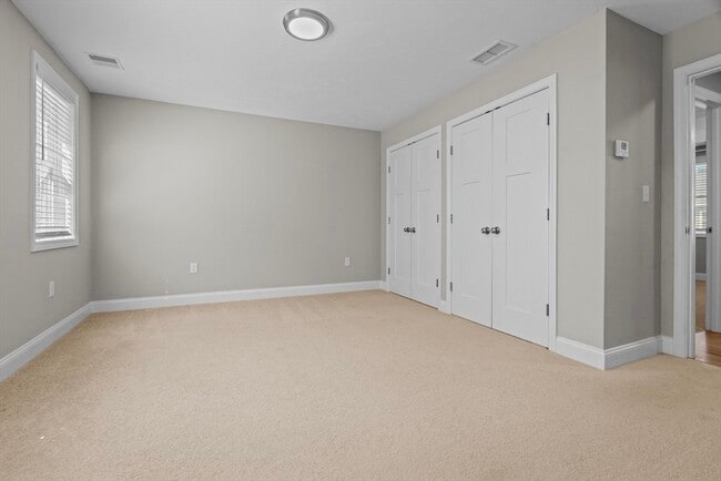 Building Photo - 7 Gorham St