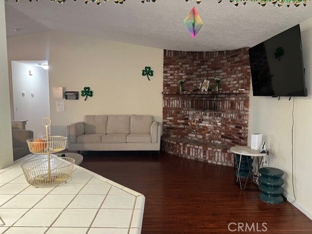 Building Photo - 7653 Phelan Rd