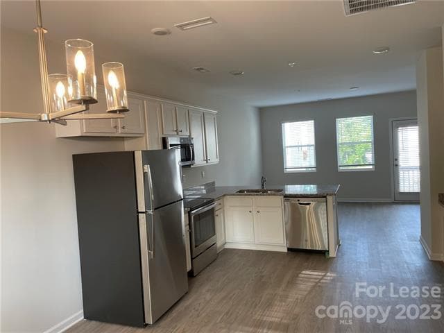 Building Photo - 2231 Kilborne Dr