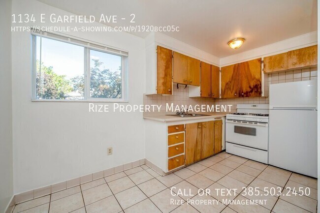Building Photo - 1134 E Garfield Ave