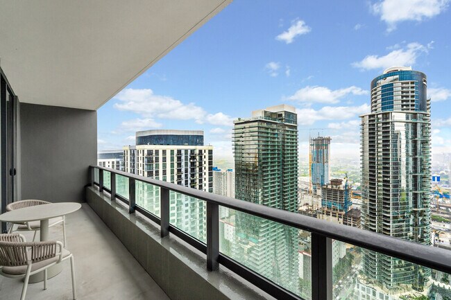 Building Photo - 125 NE 6th St