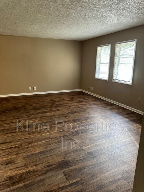 Building Photo - 8828 E 41st Pl