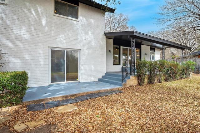 Building Photo - 4024 Diamond Loch W