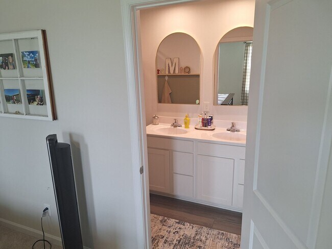 Building Photo - Outstanding Four Bedroom Home Less Than 10...