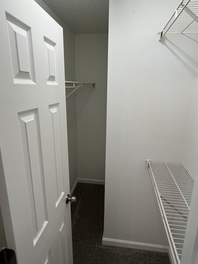 Building Photo - COMING SOON!!!  Updated 4 Bed Home in North Charlotte