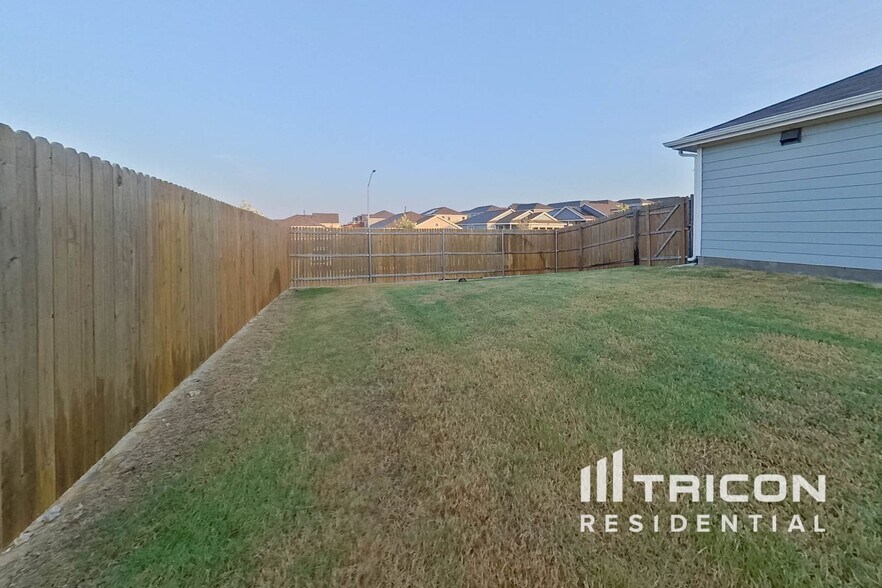 Building Photo - 2853 Evening Side Dr