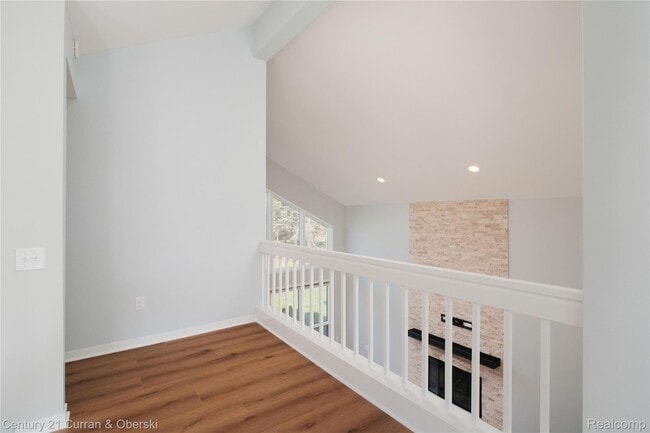 Building Photo - 1083 N Livernois Rd