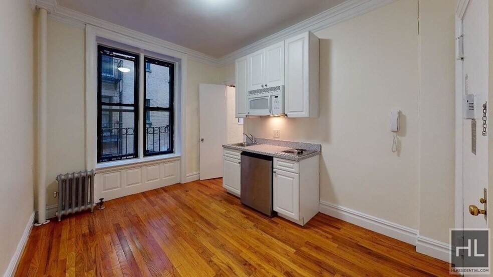 Primary Photo - WEST 45 STREET