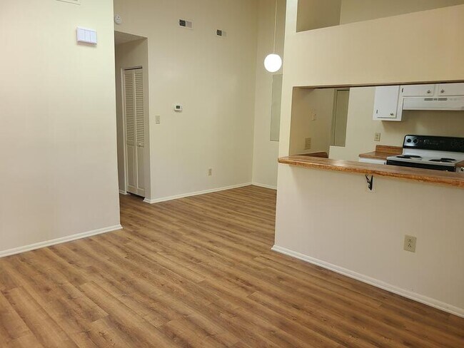 Building Photo - 4103 Thalia Station Circle - .