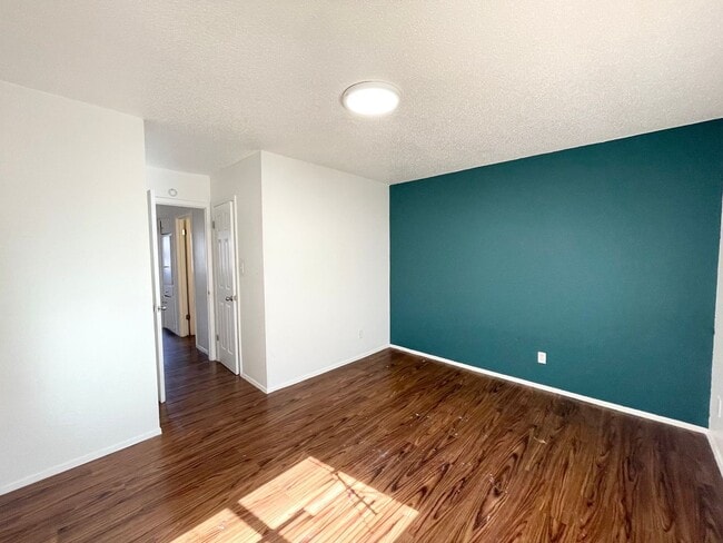 Building Photo - 8208 Sam Rayburn Dr