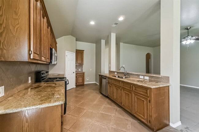 Building Photo - 15838 Mossy Shores Ct