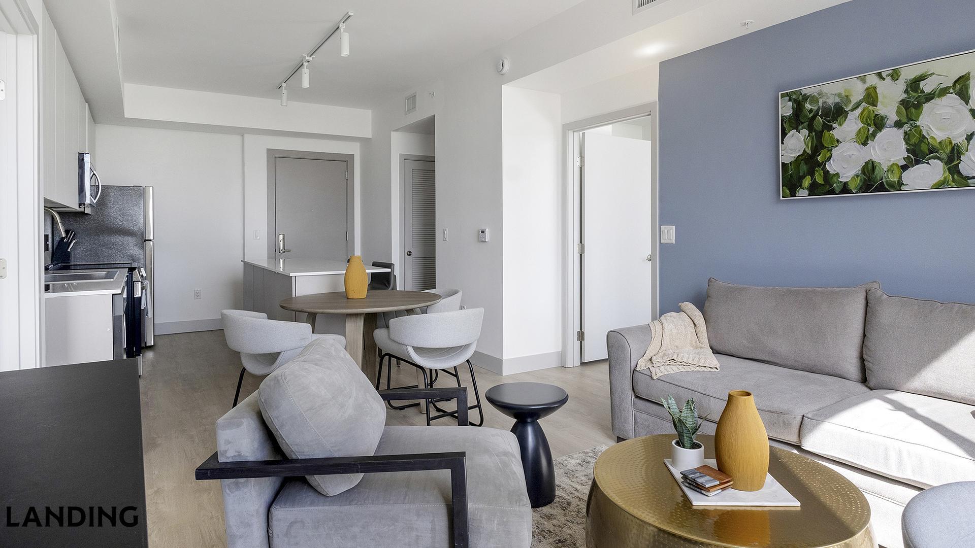 Building Photo - 1155 NE 126th St