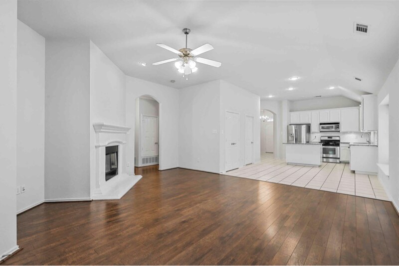 Building Photo - 5021 Meyers Ln