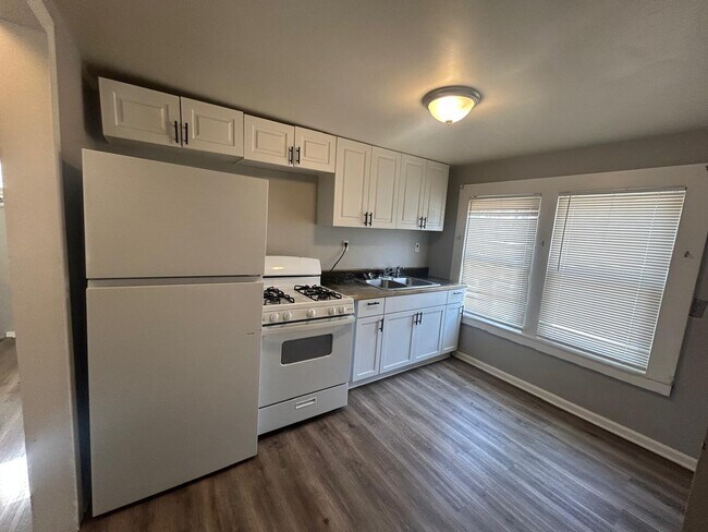 Building Photo - 4030 Taylor Blvd