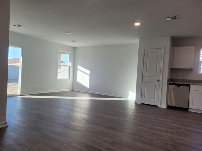 Building Photo - Brand-New 3-Bedroom Home in Twin Palm Estates