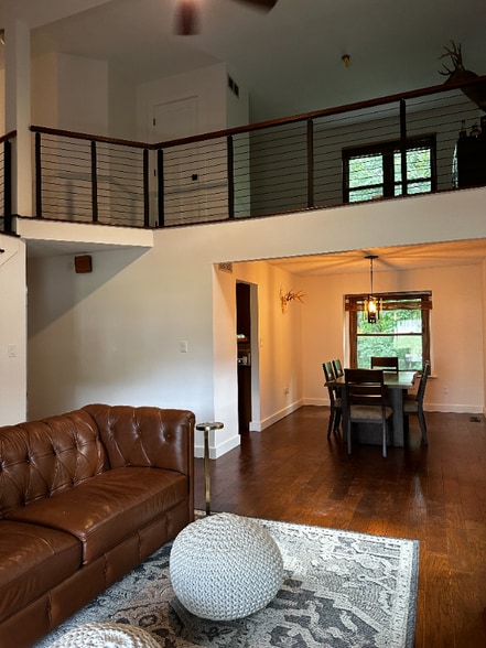 Building Photo - 8413 La Habra Ln