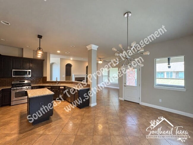 Building Photo - 7760 Summer Wind Dr