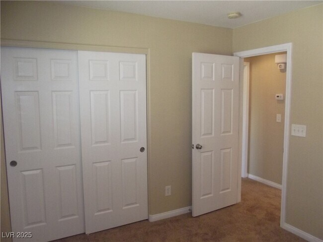 Building Photo - 9037 W Victor Creek Ave