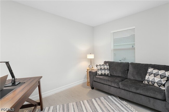 Building Photo - 44442 Palm Frond Dr