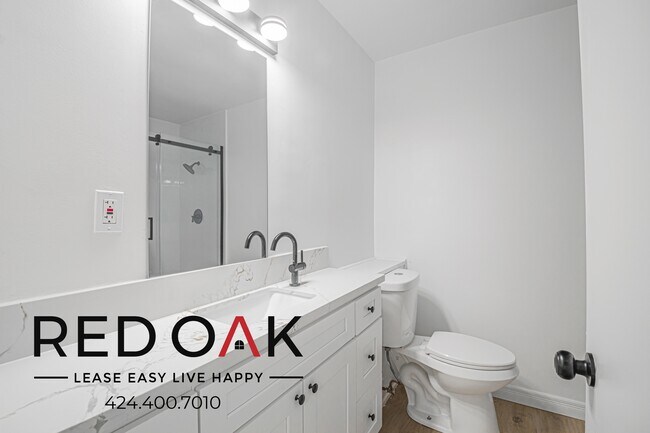 Building Photo - 812 Westbourne Dr