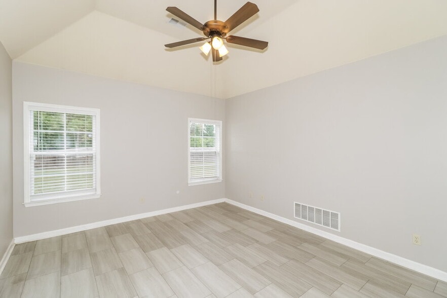 Building Photo - 3714 Harvest Tree Cove