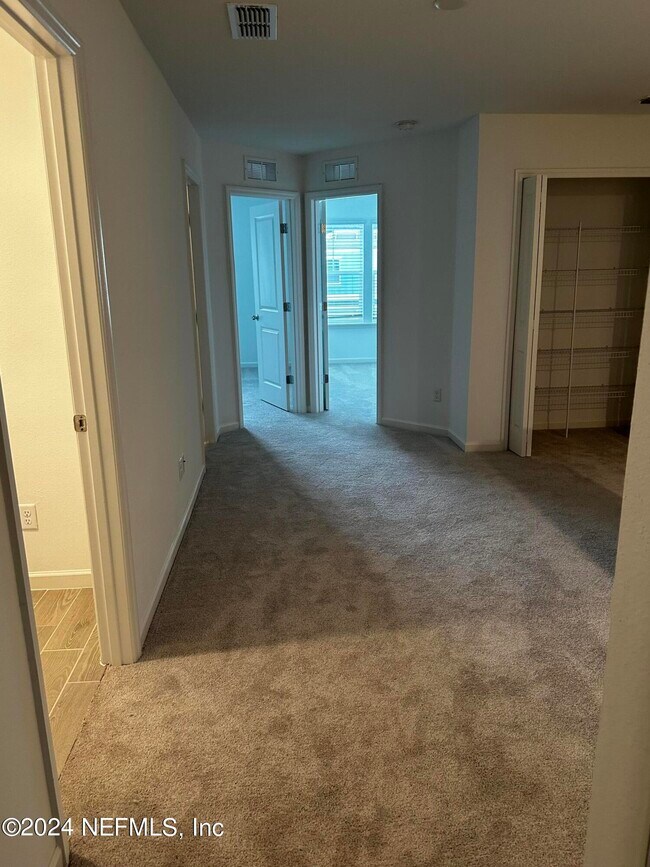 Building Photo - 4305 Leeward Breeze Lp