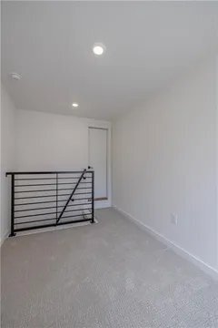 Building Photo - 406 Mulberry Ct