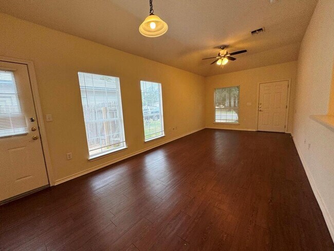 Building Photo - 1717 Constantino Cir