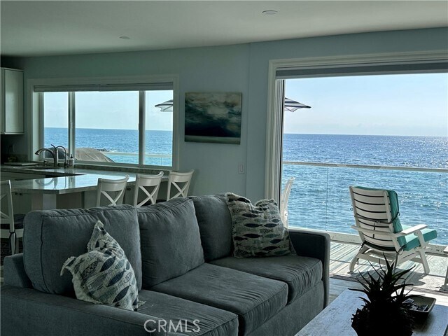 Building Photo - 1249 Ocean Front