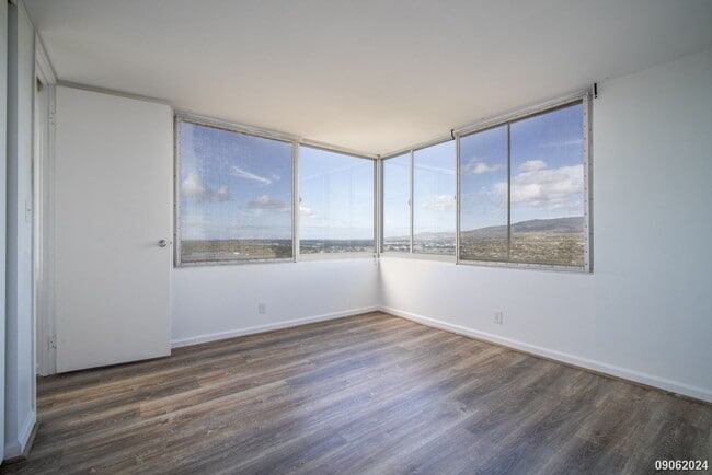Building Photo - 2Br/2Ba/2Pkg with Beautiful Views #3601 Tower A $2550