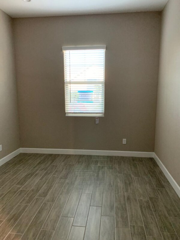 Building Photo - 1144 S Tumbleweed Ln