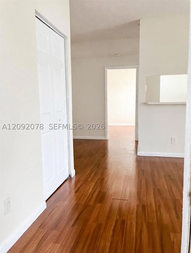 Building Photo - 631 Cypress Lake Blvd